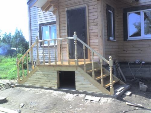 Как оборудовать крыльцо в частном доме.  Советы по устройству крыльца 04