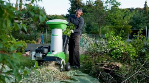 Неровный участок, как выровнять. Выровнять участок своими руками — подробная инструкция, советы экспертов и обзор технологий для быстрого и эффективного выравнивания земли (140 фото)