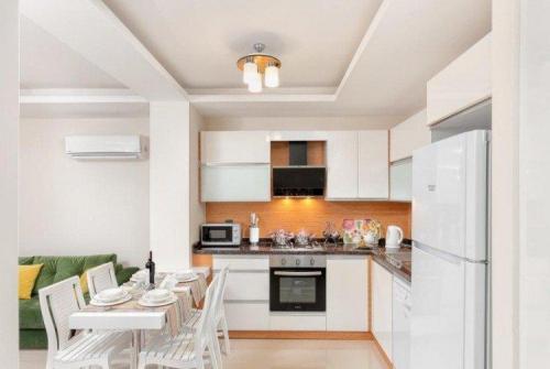 Потолки из гипсокартона в интерьере (150+ фото)