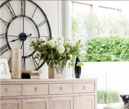 Старинные часы в интерьере 13