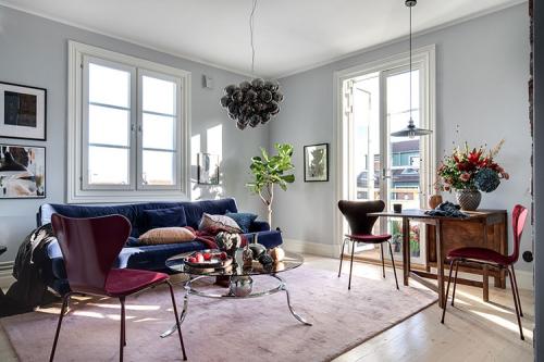 Красивый скандинавский интерьер в оттенках синего (47 кв. м) 07