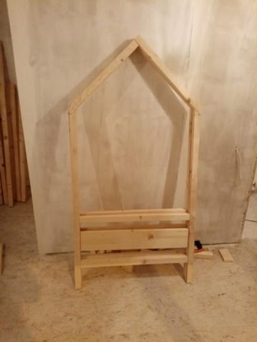 Чертеж детской кровати домика. Кроватка-домик: чертежи, инструкция, как сделать своими руками