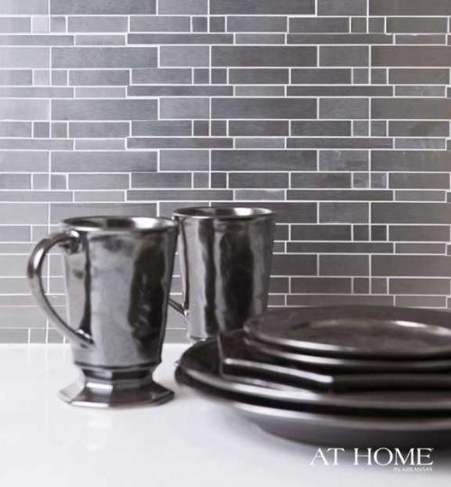 Легкая кухня в одном американском доме 05