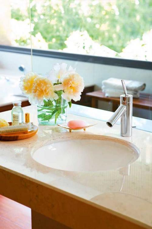 Ванные с окном 05