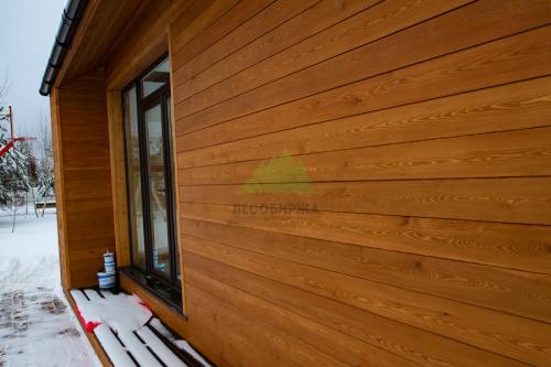 Чем покрасить деревянную лестницу. Средства для покраски деревянной лестницы 04