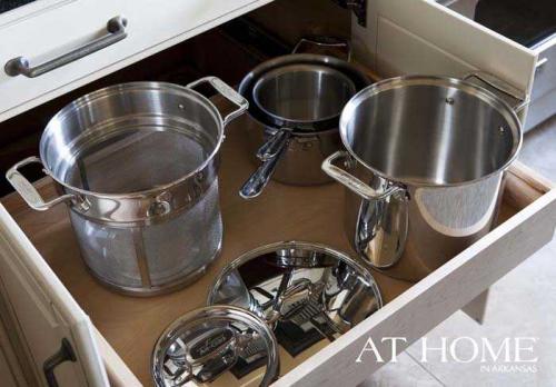 Замечательная функциональная кухня 05