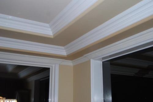 Как стыковать потолочный плинтус. Как состыковать потолочные плинтуса и что нужно знать о галтелях