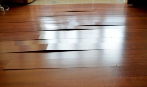 Что делать если вздулась паркетная доска. 6 шагов по ликвидации вздутия на паркете