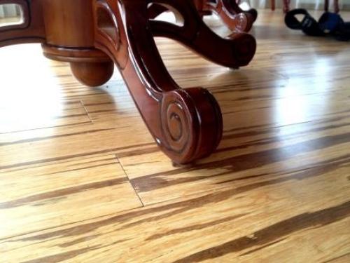 Как выпрямить паркетную доску. Как убрать вмятины на паркете