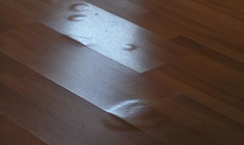 Как убрать вздутие ламината утюгом. Как починить ламинат, если он «вспух»?