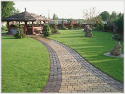 Укладка тротуарной плитки на отмостку из бетона. Укладываем плитку 06 Укладка тротуарной плитки на отмостку из бетона. Укладываем плитку 06