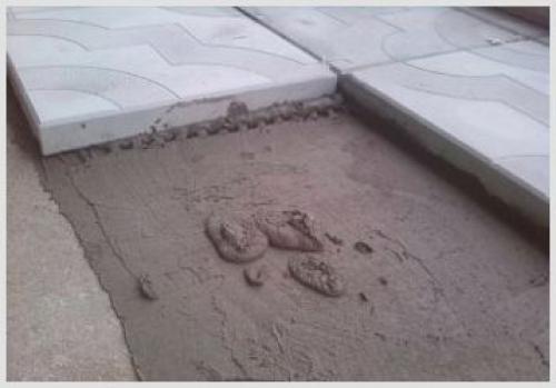 Укладка тротуарной плитки на отмостку из бетона. Укладываем плитку 07 Укладка тротуарной плитки на отмостку из бетона. Укладываем плитку 07