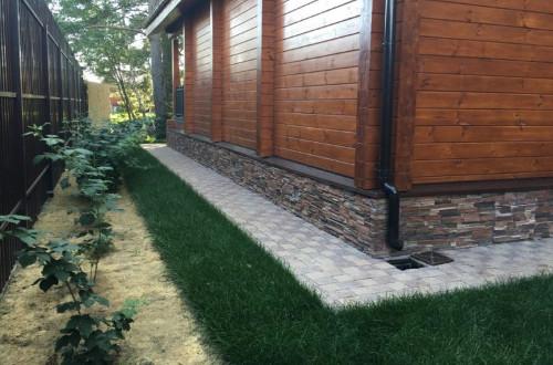 Из чего лучше сделать отмостку вокруг дома. Какую отмостку вокруг дома выбрать 07 Из чего лучше сделать отмостку вокруг дома. Какую отмостку вокруг дома выбрать 07