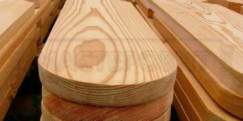 Выбор деревянных забора для дачи: основные факторы и советы 01