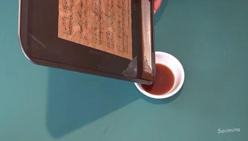 Как обновить старые бумажные поделки, если они потеряли вид. Как сделать состаренную бумагу с помощью чая своими руками