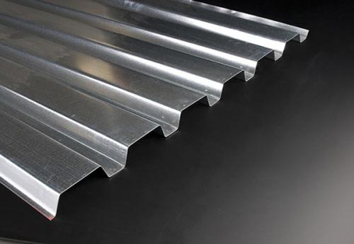 Преимущества заборов из профнастила для вашего участка в Московской области 10