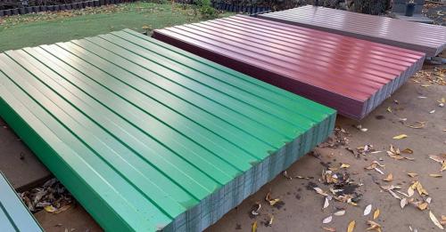 Оцинкованный забор в Москве: особенности и преимущества 05