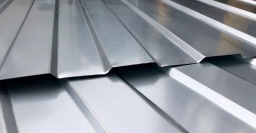 Оцинкованный забор в Москве: особенности и преимущества 03