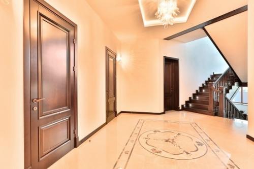 Как подобрать плинтус по цвету. №1. Как выбрать цвет плинтуса?