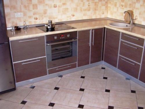 Мягкий пол для кухни. На что прежде всего обращают внимание при выборе напольного покрытия