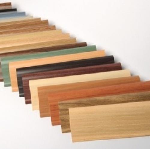 Как подобрать плинтус к линолеуму и другим напольным покрытиям?