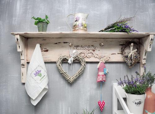 Как сделать свою комнату уютной с помощью лёгких украшений 09