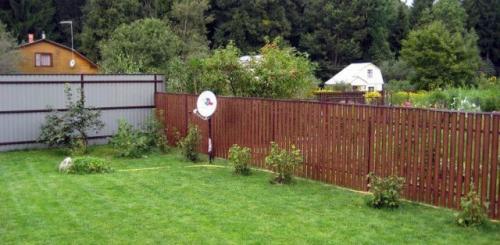 Забор своими руками дешево и красиво. Как сделать самый дешевый забор для дачи своими руками?