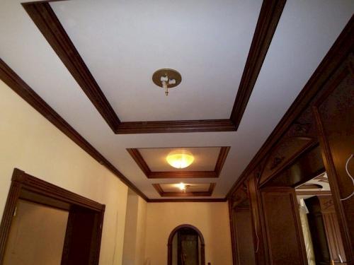 Как выбрать цвет потолочного плинтуса? 01