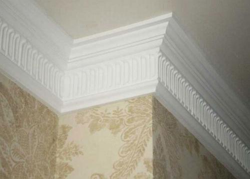 Как выбрать цвет потолочного плинтуса? 09