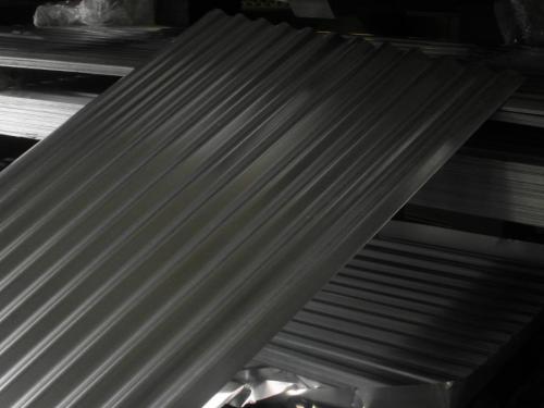 Как дешево сделать забор из профлиста. Экономим на столбах и лагах 03 Как дешево сделать забор из профлиста. Экономим на столбах и лагах 03