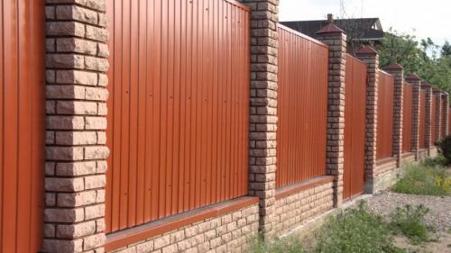 Как дешево сделать забор из профлиста. Экономим на столбах и лагах 05 Как дешево сделать забор из профлиста. Экономим на столбах и лагах 05