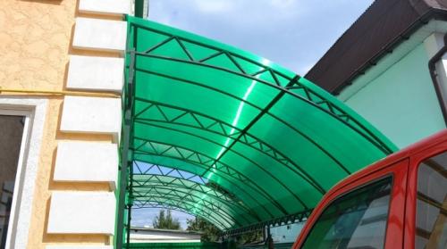 Как выбрать подходящий поликарбонат для строительства павильона. Какой поликарбонат лучше выбрать для навеса?