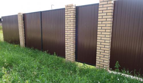 Как самостоятельно сделать забор из профлиста. Выбор каркаса 04