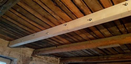 Как поднять просевший пол в частном доме. Как поднять пол в доме