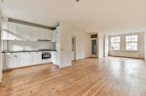 Почему ламинат — идеальный выбор для кухни 03