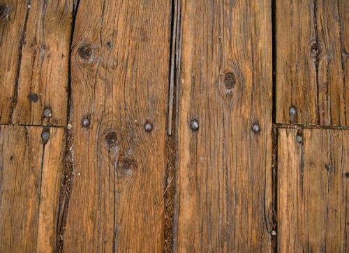 Как усилить деревянный пол. Почему скрипят полы