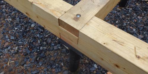 Крепление лаг к брусу. Способы закрепления лаг на обвязке из бруса