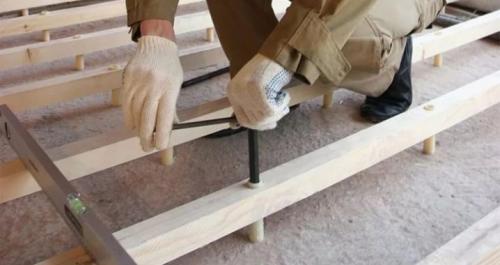 Толщина доски для пола и расстояние между лагами. Расстояние между лагами пола