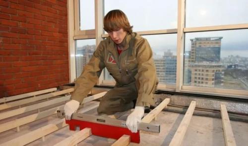 Пол на регулируемых лагах. Монтаж регулируемых лаг