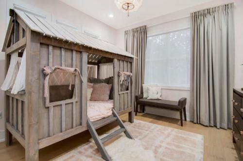 Разные варианты исполнения изголовья кровати из дерева. Виды деревянных кроватей 05 Разные варианты исполнения изголовья кровати из дерева. Виды деревянных кроватей 05