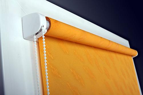 Как выбрать рулонные шторы по светопроницаемости. 10 правил выбора рулонных штор. Советы экспертов 03