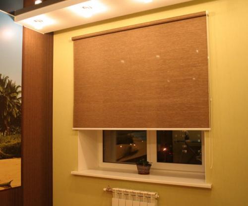 Как крепятся рулонные шторы. Крепление рулонной шторы на пластиковые окно