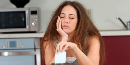 Как выбрать рулонные шторы блэкаут. Как блэкаут спасает жизни?