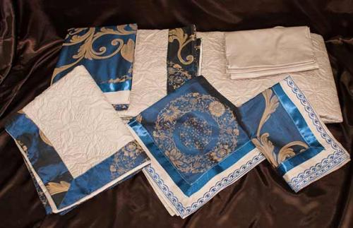 Из какого материала выбрать покрывало на кровать. Идеальная ткань для покрывала: какая она