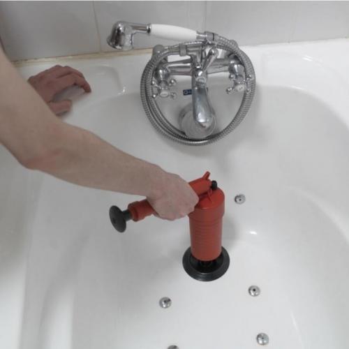 Чем прочистить сливную трубу в ванной. Как прочистить засор в ванне: обзор 15 лучших способов устранения