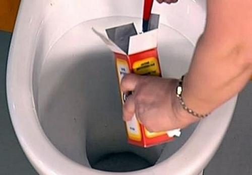 Жировая пробка в канализации. Использование подручных средств