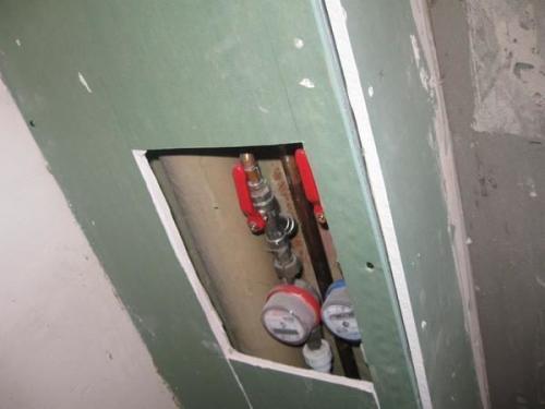 Как выровнять стены в ванной своими руками. Материалы для выравнивания под плитку