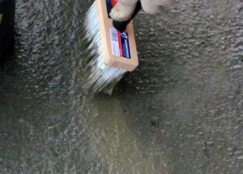 Гидроизоляция на плитку. Гидроизоляция пола в ванной под плитку