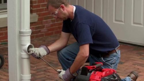 Эффективная прочистка канализационных труб в квартире. Радикальные способы решения