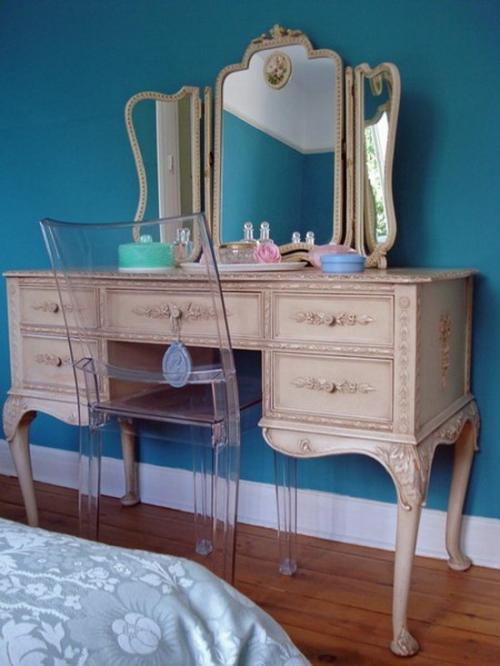 Что такое прозрачные стулья. Особенности конструкции пластиковых прозрачных стульев